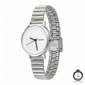 ساعت زنانه کاسیو نقره یا سفید casio-4746-ws-w