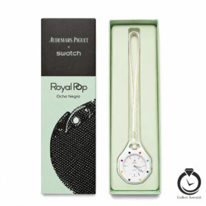 ساعت آویز رویال پاپ سفید royalpop-ochonegro-pandant
